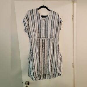 Large Short-Sleeved Linen Blue and White Dress WITH POCKETS